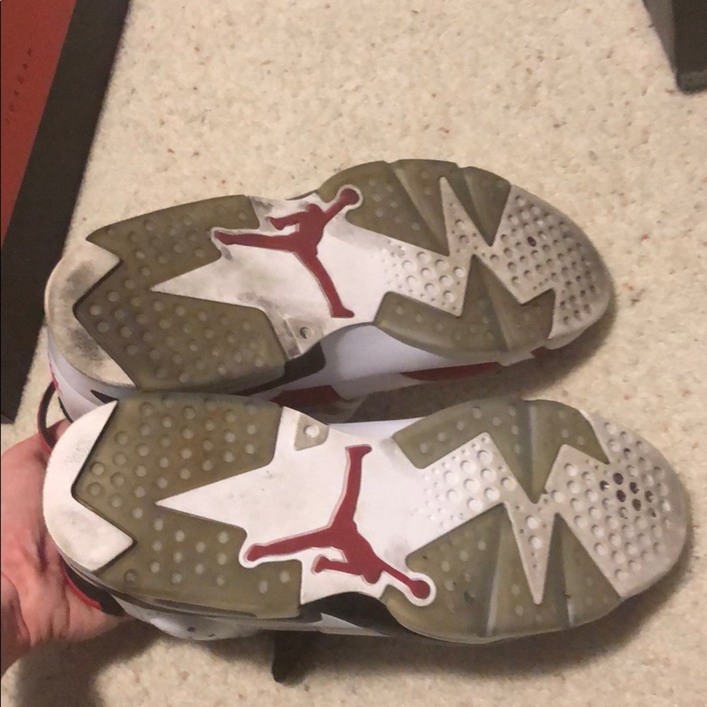 jordan carmine sz. 11 men’s - Picture 5 of 6